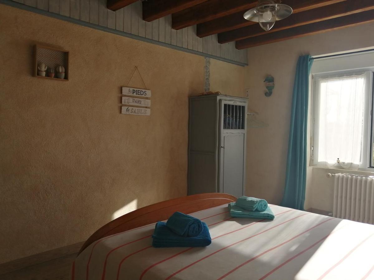 Vendrennes Chez Florymarysol Bed & Breakfast エクステリア 写真