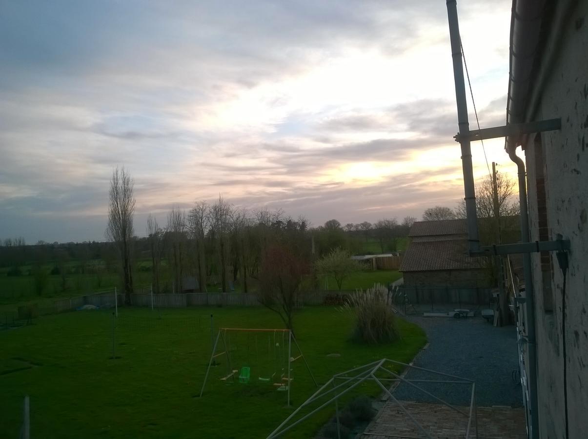 Vendrennes Chez Florymarysol Bed & Breakfast エクステリア 写真