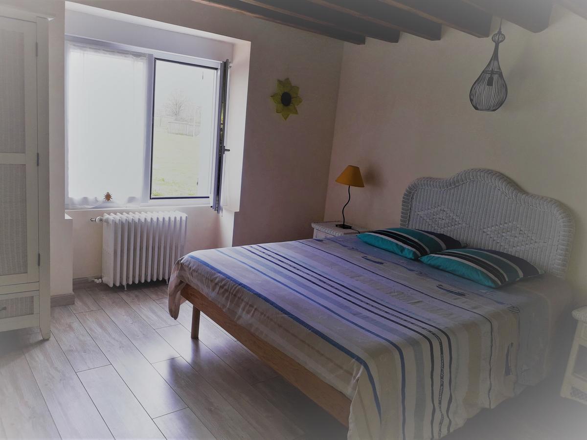 Vendrennes Chez Florymarysol Bed & Breakfast エクステリア 写真